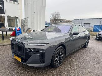 Unfallwagen BMW 7-serie 750e xDrive 2024/6