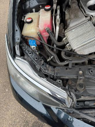 Toyota Auris Touring Sports 1.2T Dynamic BJ 2015 154.883 KM picture 15