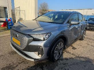 Vaurioauto  passenger cars Audi Q4 e-tron 40 Advanced edition 77 kWh AUTOMAAT 2022/12