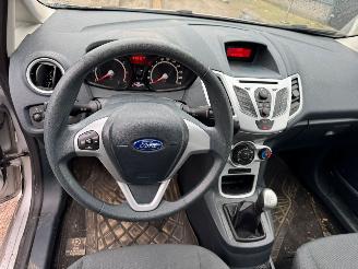 Ford Fiesta 1.25 Champion picture 11