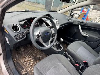 Ford Fiesta 1.25 Champion picture 10