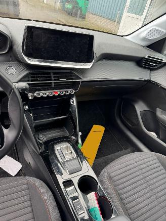 Peugeot e-208 EV Active Pack 50 kWh AUTOMAAT picture 11