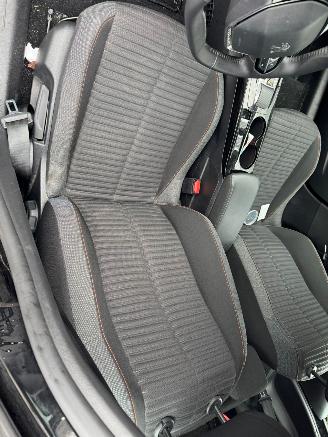 Peugeot e-208 EV Active Pack 50 kWh AUTOMAAT picture 15