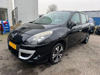 Schadeauto Renault Scenic 2.0 Bose AUTOMAAT 2011/4