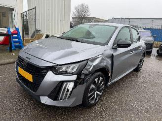 Schadeauto Peugeot 208 1.2 PureTech 75 Style 2025/2