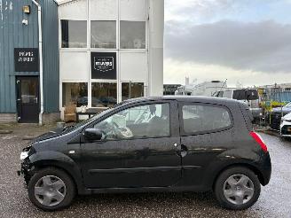 škoda osobní automobily Renault Twingo 1.2 16V Collection 2013/9