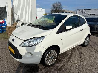 krockskadad bil auto Ford Ka 1.2 Titanium X 2010/9