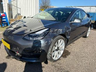 Unfallwagen Tesla Model 3 Long Range AWD 75 kWh 2019/12