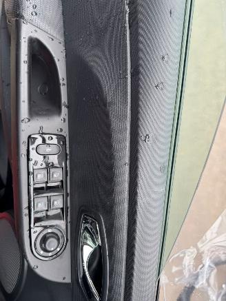 Renault Clio 1.2 Night & Day picture 17