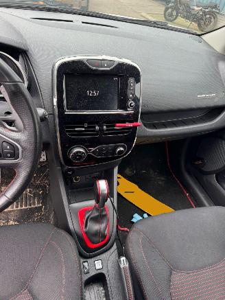 Renault Clio 1.6 AUTOMAAT 220 PK R.S. Trophy picture 12