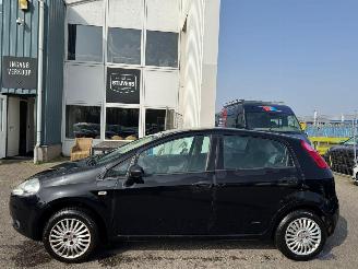 Fiat Grande Punto 1.4 Dynamic picture 2