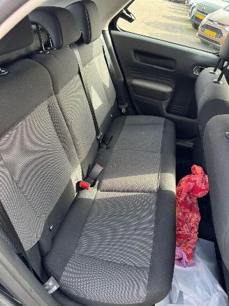 Citroën C4 cactus 1.2 PureTech C-series picture 17