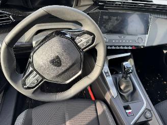 Peugeot 308 1.2 PureTech Active Pack Business picture 14