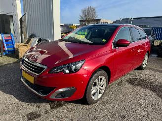 Avarii autoturisme Peugeot 308 SW 1.6 BlueHDI Blue Lease 2015/10