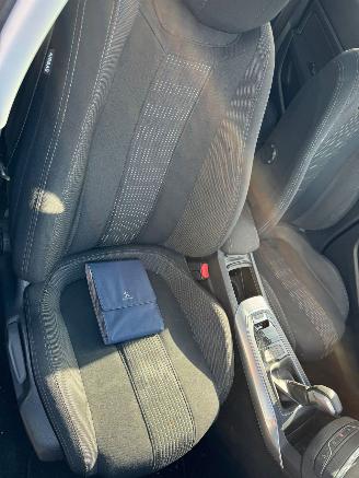 Peugeot 308 SW 1.6 BlueHDI Blue Lease picture 14