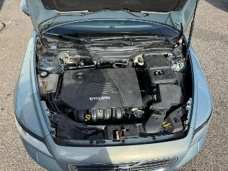 Volvo S-40 2.0 Momentum picture 7