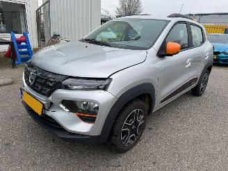 skadebil auto Dacia Spring AUTOMAAT Comfort Plus (Orange Pack) 27 kWh 2022/1