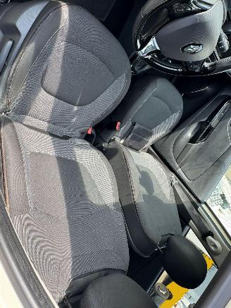 Renault Captur 1.2 AUTOMAAT TCe Dynamique picture 19