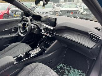 Peugeot 2008 1.2 AUTOMAAT Hybrid 145 Allure picture 14