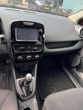 Renault Clio Estate 0.9 TCe Limited picture 13