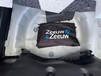 Suzuki Swift 1.2 Comfort Smart Hybrid picture 10