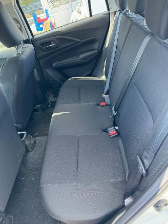 Suzuki Swift 1.2 Comfort Smart Hybrid picture 16