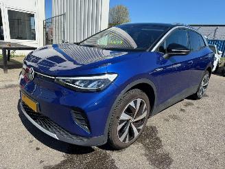 Vaurioauto  passenger cars Volkswagen ID.4 First 77 kWh 2021/6