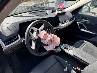 BMW iX1 eDrive20 67 kWh picture 14