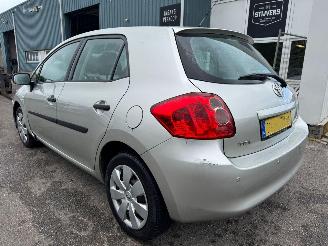 Toyota Auris 1.6-16V Terra picture 3