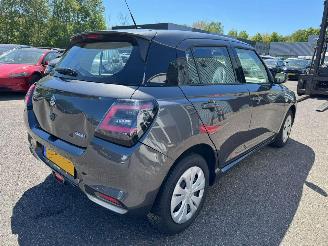 Suzuki Swift 1.2 Comfort Smart Hybrid picture 5
