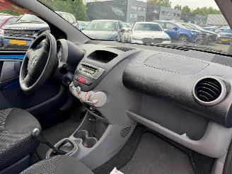 Toyota Aygo 1.0-12V Access picture 10