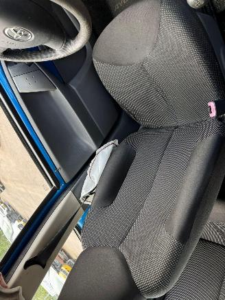 Toyota Aygo 1.0-12V Access picture 11