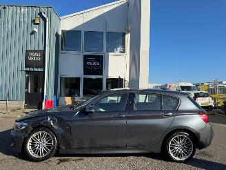 BMW 1-serie 120i Executive picture 2