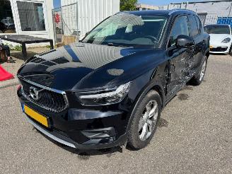 Voiture accidenté Volvo XC40 2.0  AUTOMAAT T4 Inscription 2019/4
