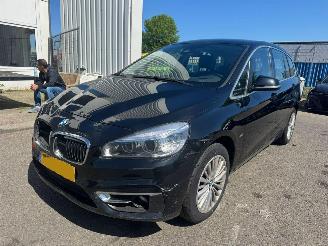 Unfallwagen BMW 2-serie Gran Tourer 218d AUTOMAAT Centennial High Executive 2016/11
