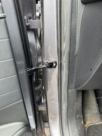 Omoda 5 EV Premium 61 kWh picture 22