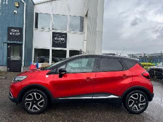 Renault Captur 0.9 TCe Helly Hansen picture 2