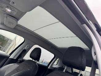Peugeot 2008 1.2 VTi Allure Pack Premium Plus picture 16