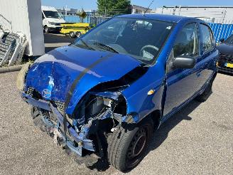 Schadeauto Toyota Yaris 1.3-16V AUTOMAAT VVT-i Sol 2001/7