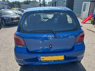 Toyota Yaris 1.3-16V AUTOMAAT VVT-i Sol picture 4