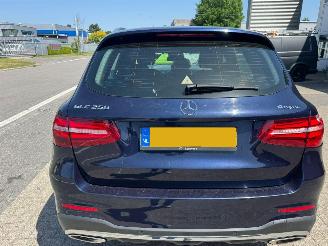 Mercedes GLC 250 4MATIC Premium Plus picture 4