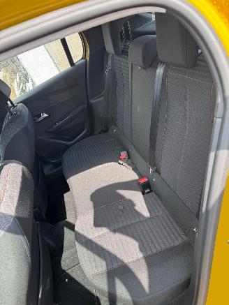Peugeot 208 1.2 PureTech Active Pack picture 17