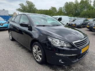 Peugeot 308 SW 1.6 BlueHDI Blue Lease Executive Pack picture 6