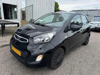 Voiture accidenté Kia Picanto 1.0 CVVT Comfort Pack 2011/10