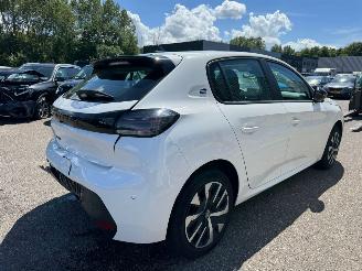 Peugeot e-208 EV Active 50 kWh picture 5