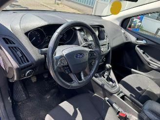 Ford Focus Wagon 1.0 Lease Edition picture 11