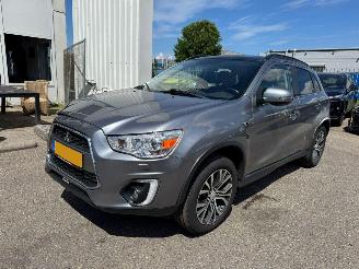 Vaurioauto  passenger cars Mitsubishi ASX 1.6 Cleartec Instyle 2015/8