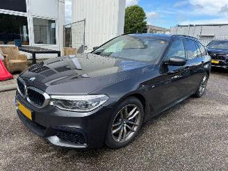 Damaged car BMW 5-serie Touring 540i AUTOMAAT xDrive High Executive 2018/12