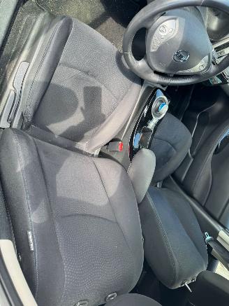 Nissan Leaf Nissan LEAF Tekna Limited Edition 24 kWh picture 23