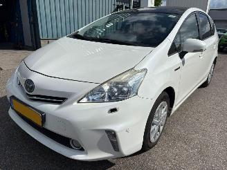 Vaurioauto  passenger cars Toyota Prius 1.8 AUTOMAAT Dynamic Business 2013/8